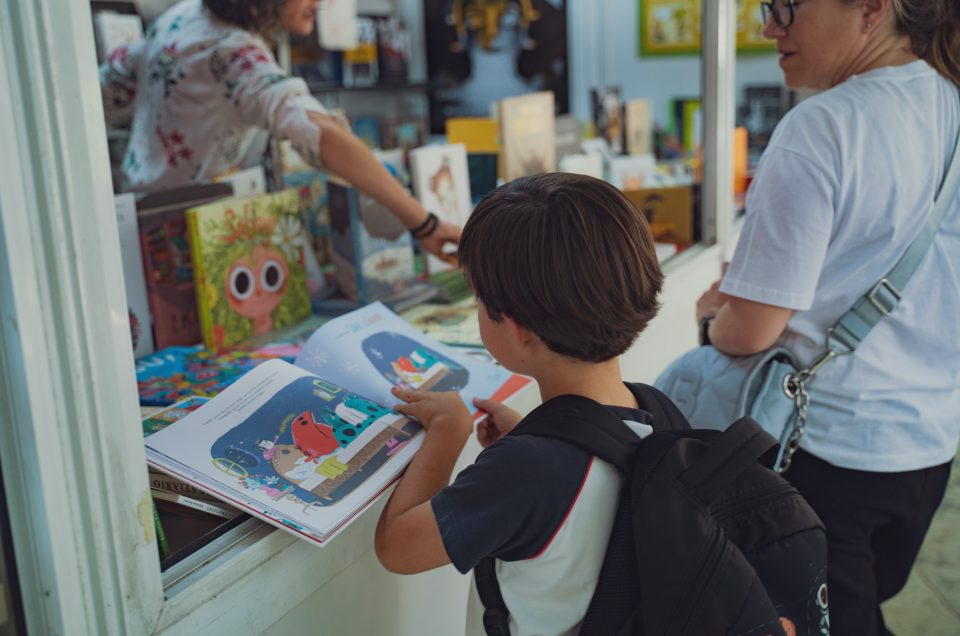Actividades escolares Feria del Libro de Granada 2023
